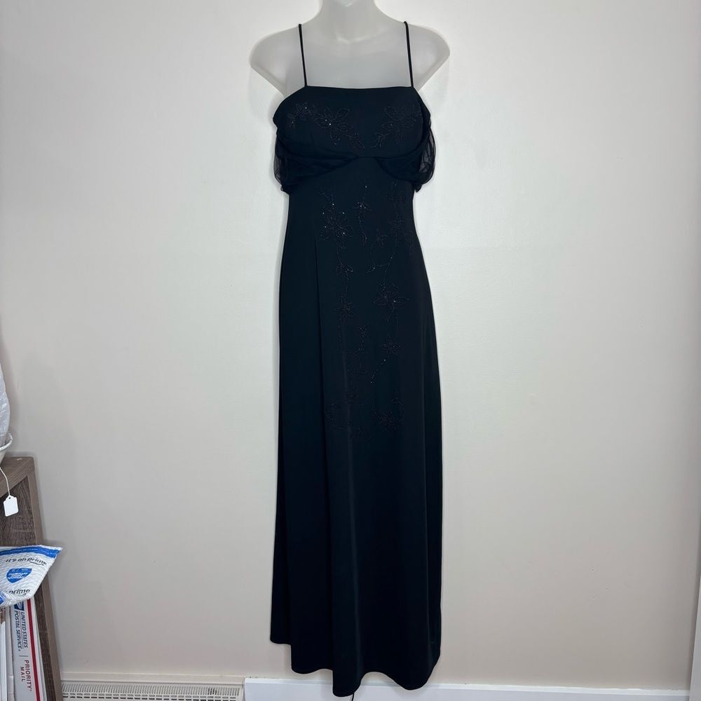 Betsy & Adam Vintage Y2K 90s Black Beaded floral Gown Dress size 6 Classic